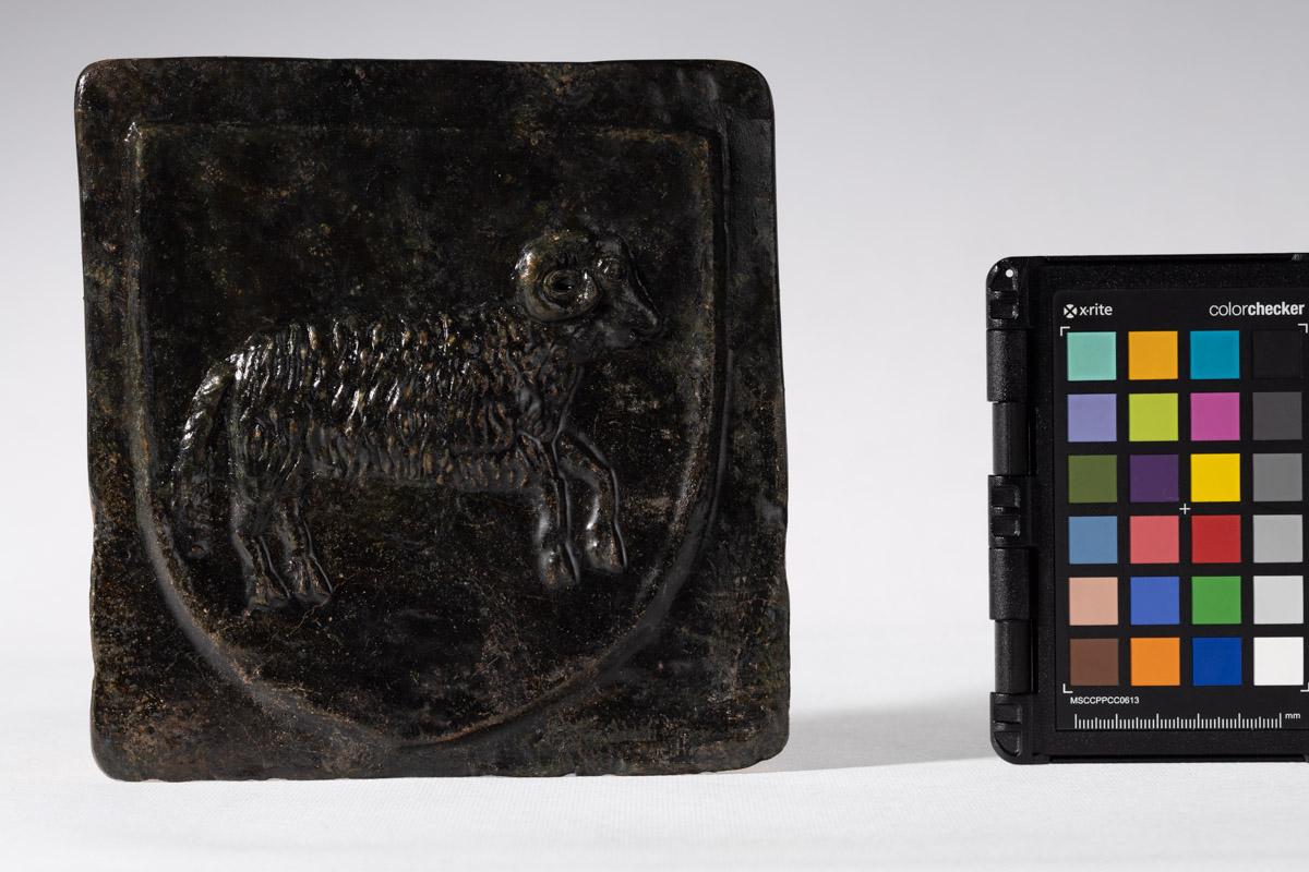 Kafel z herbem Junosza