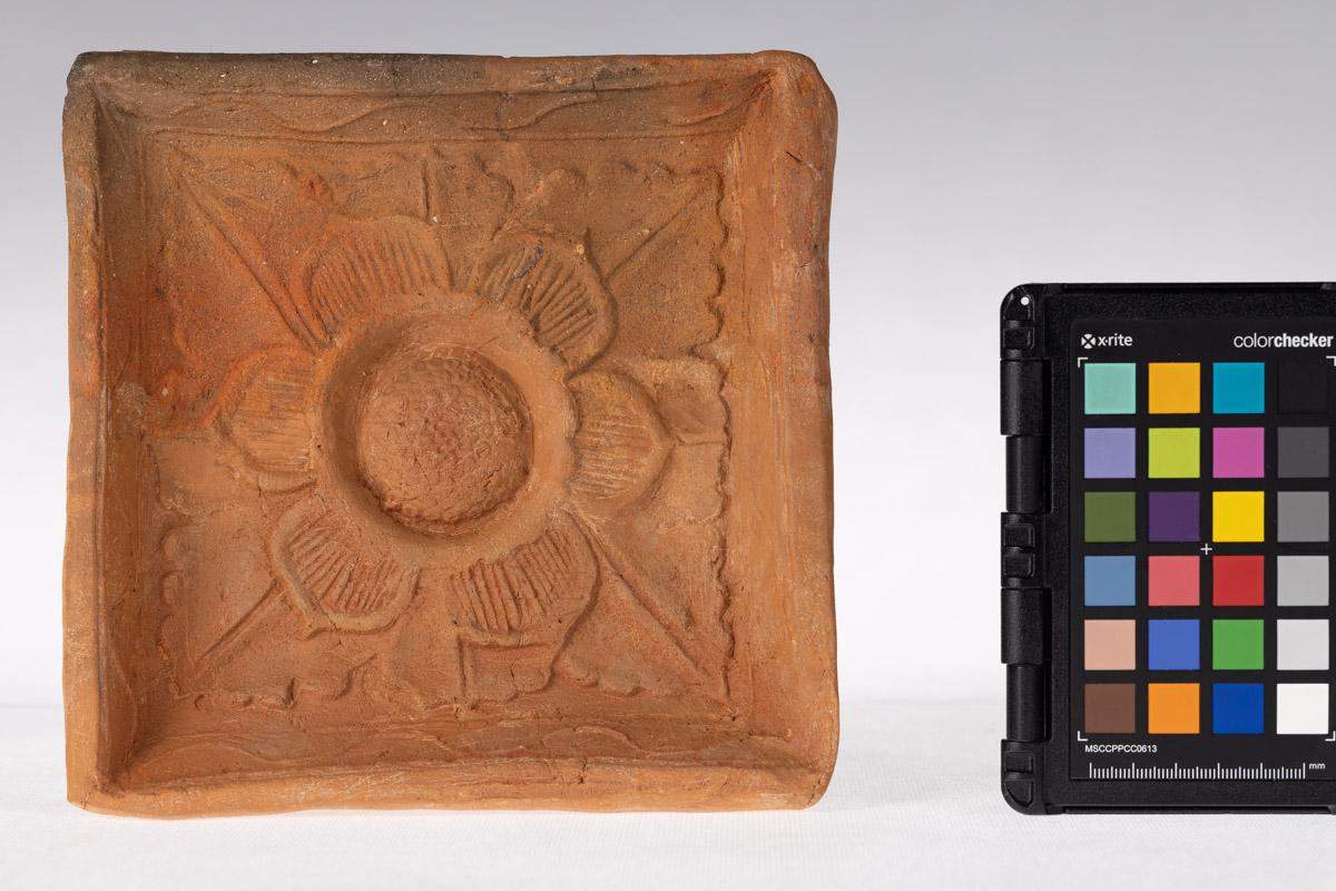 Kafel z rozetą kwiatową