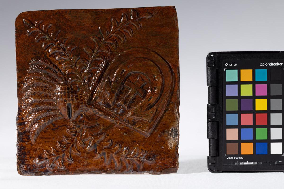 Kafel z herbem Jastrzębiec