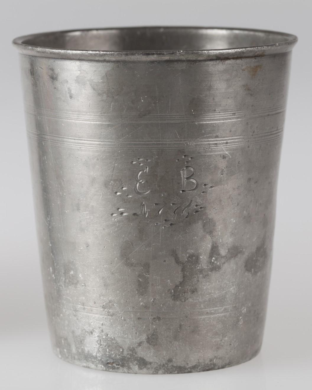 Kubek nieustalonego cechu