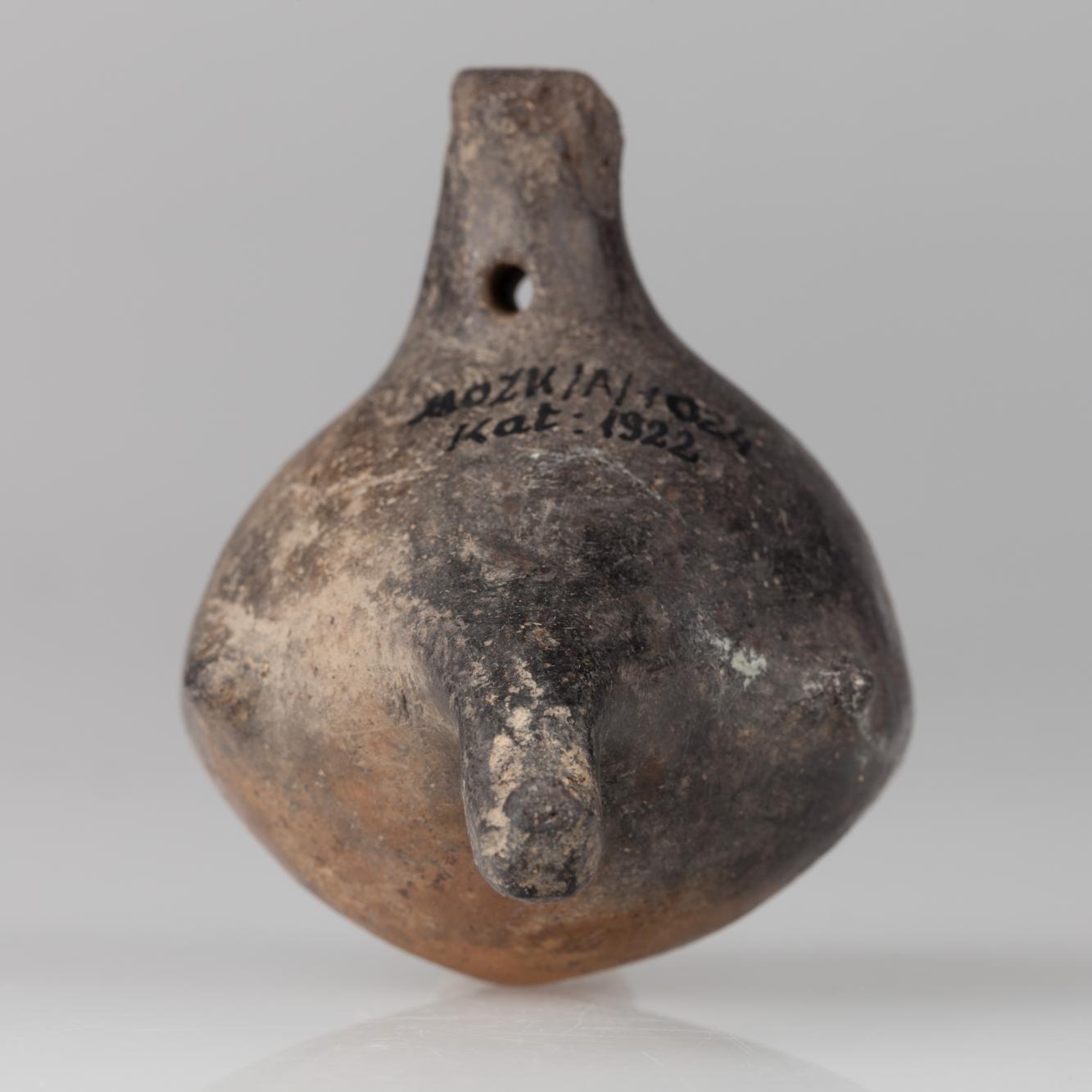 Figurka zoomorficzna/Grzechotka