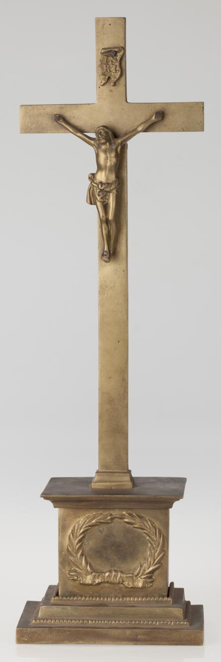 Krucyfiks mosiężny W. Kremer, Kalisz, 1909 r.