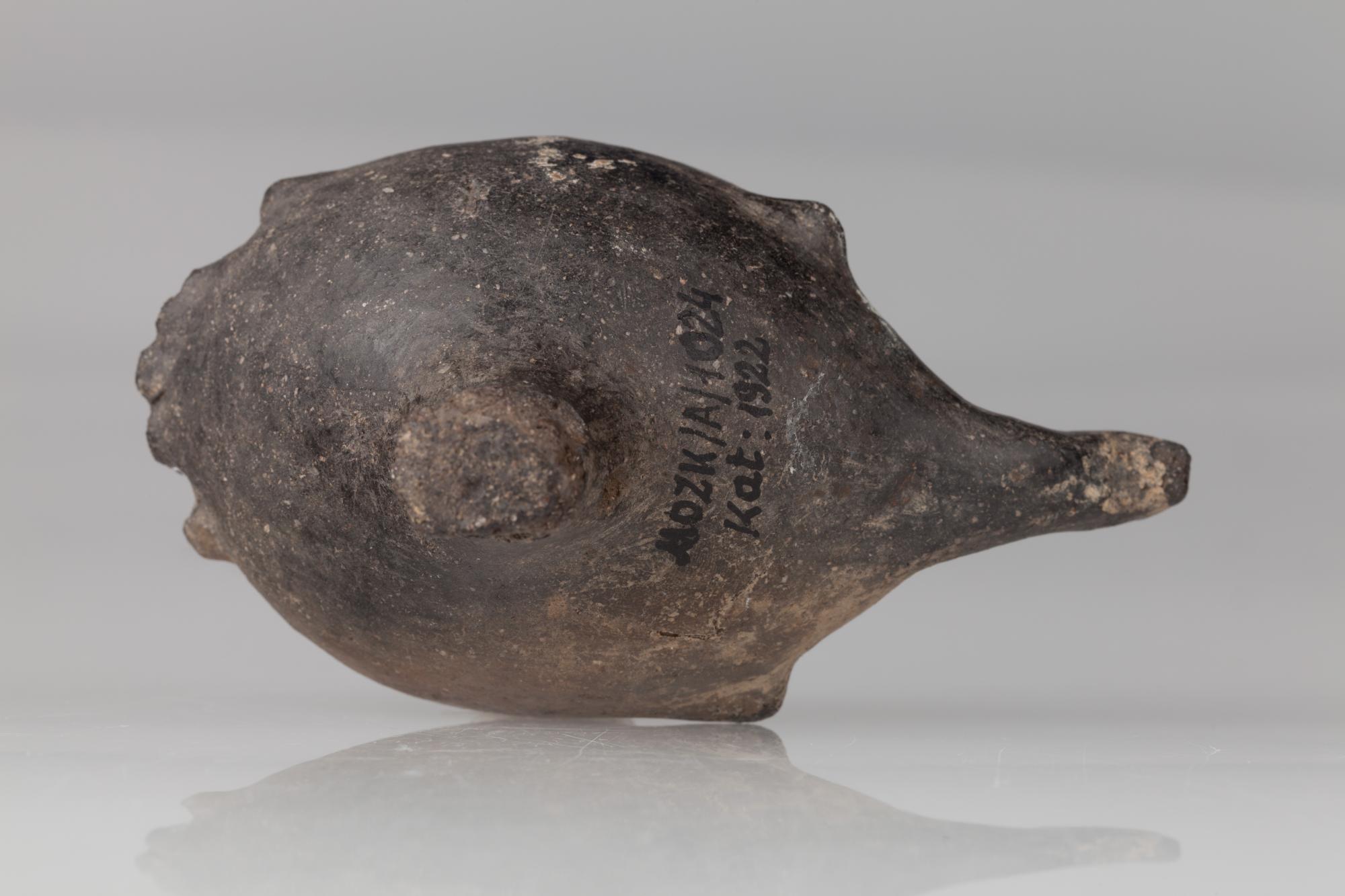 Figurka zoomorficzna/Grzechotka