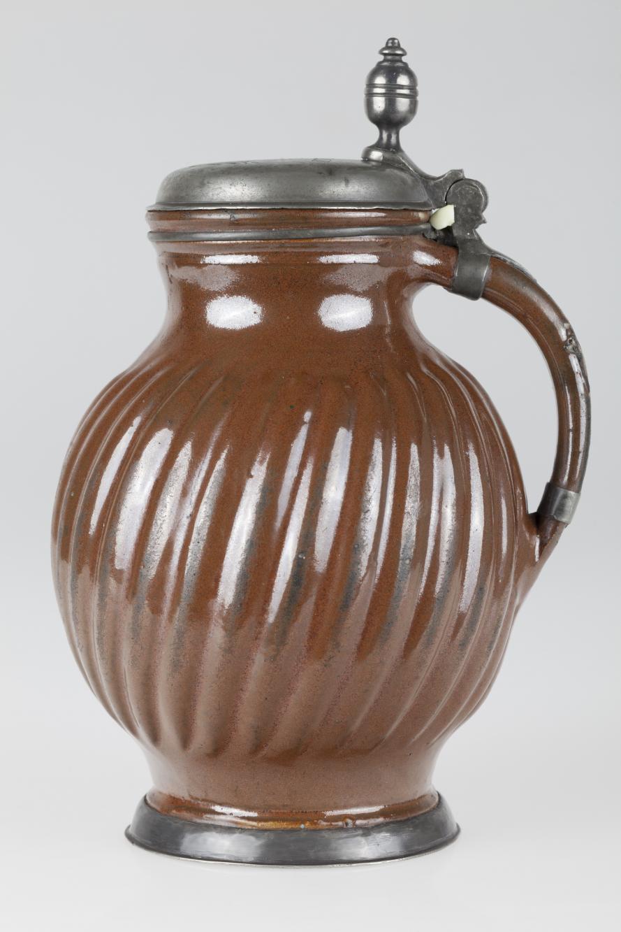 Dzban do piwa cechu kowali