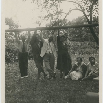 Rodzina Fibigerów w miejscowości Chojno