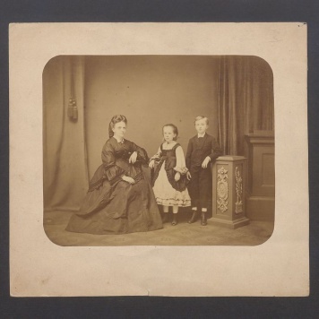 Pękosławska z dziećmi