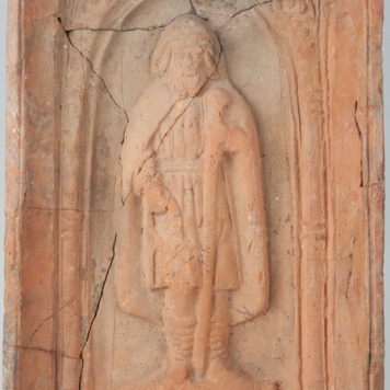 Kafel z wyobrażeniem pielgrzyma