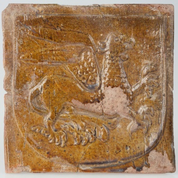 Kafel z gryfem w tarczy herbowej