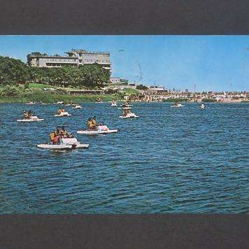 Dużo serdecznych pozdrowień i ucałowań [...]