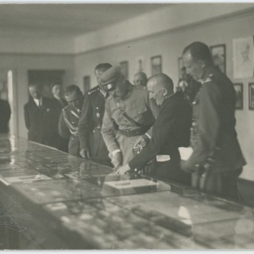 Zdjęcie z pobytu w Kaliszu . J. Piłsudskiego, I. Mościckiego, S. Wojciechowskiego