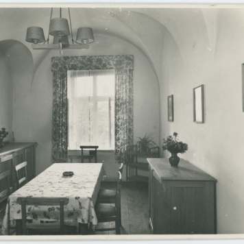 Wnętrze klasztoru pobernardyńskiego w czasie okupacji niemieckiej