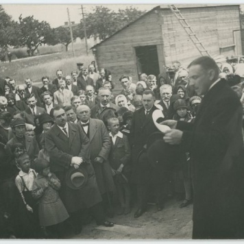 Zdjęcie z pobytu w Kaliszu . J. Piłsudskiego, I. Mościckiego, S. Wojciechowskiego