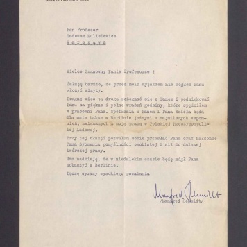 Wielce Szanowny Panie Profesorze! Żałuję bardzo, że przed wyjazdem nie mogłem Panu złożyć wizyty [...] 