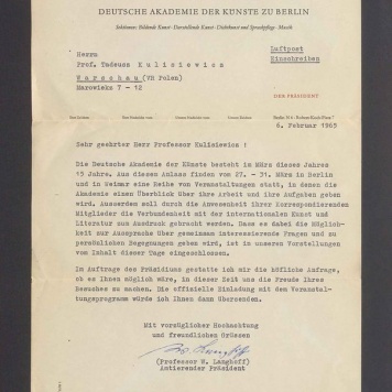 Sehr geehrter Herr Professor Kulisiewicz! Die Deutsche Akademie der Kunste besteht im Marz [...]