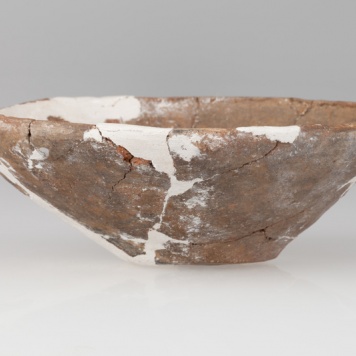 Misa stożkowata z brzegiem wychylonym do środka