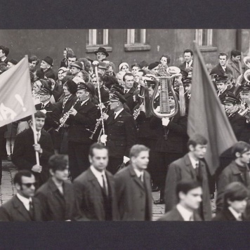 Obchody 1 Maja 1970 r. Orkiestra.