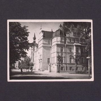 Landratura w Gnieźnie. Obecnie Urząd Miasta.