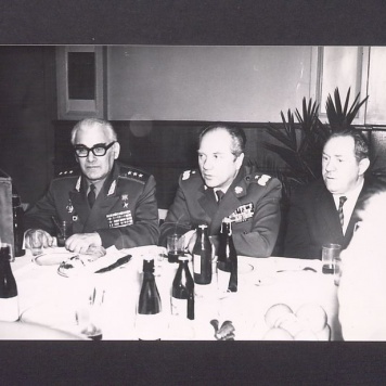 Wizyta żołnierzy radzieckich. Komitet Miejski PZPR.