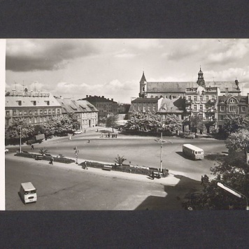 Plac Bohaterów Stalingradu.