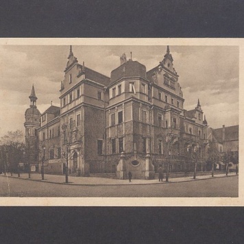 Gniezno, Starostwo (obecnie Urząd Miasta).