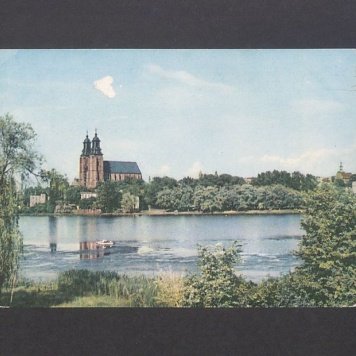 Katedra z XIV w., rozbudowana w XVII i XVIII w.