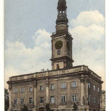 Ratusz w Lesznie od strony zachodniej Ratusz w Lesznie od strony zachodniej
