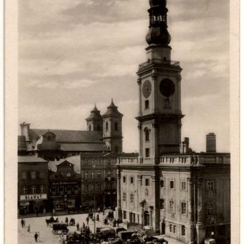 Rynek w Lesznie z Ratuszem Rynek w Lesznie z Ratuszem