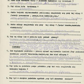 Ulica, podwórko, kamienica