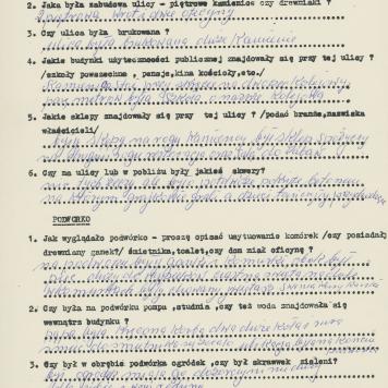 Ulica, podwórko, kamienica