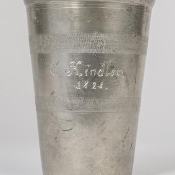 Kubek nieustalonego cechu