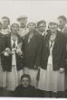 Fotografia grupowa, Zawodnicy w strojach galowych wioślarskich